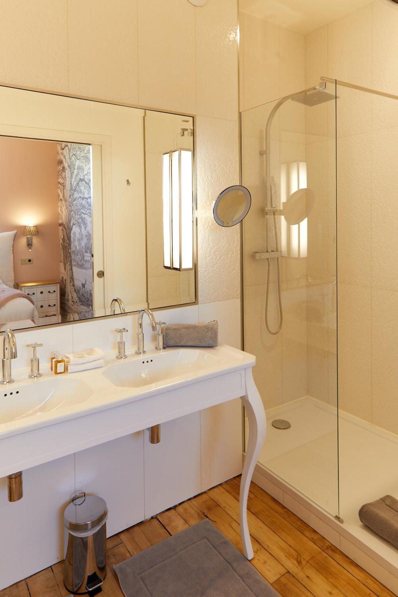Maison Blanche Chartres - Maison D'Hotes 5 Etoiles 外观 照片